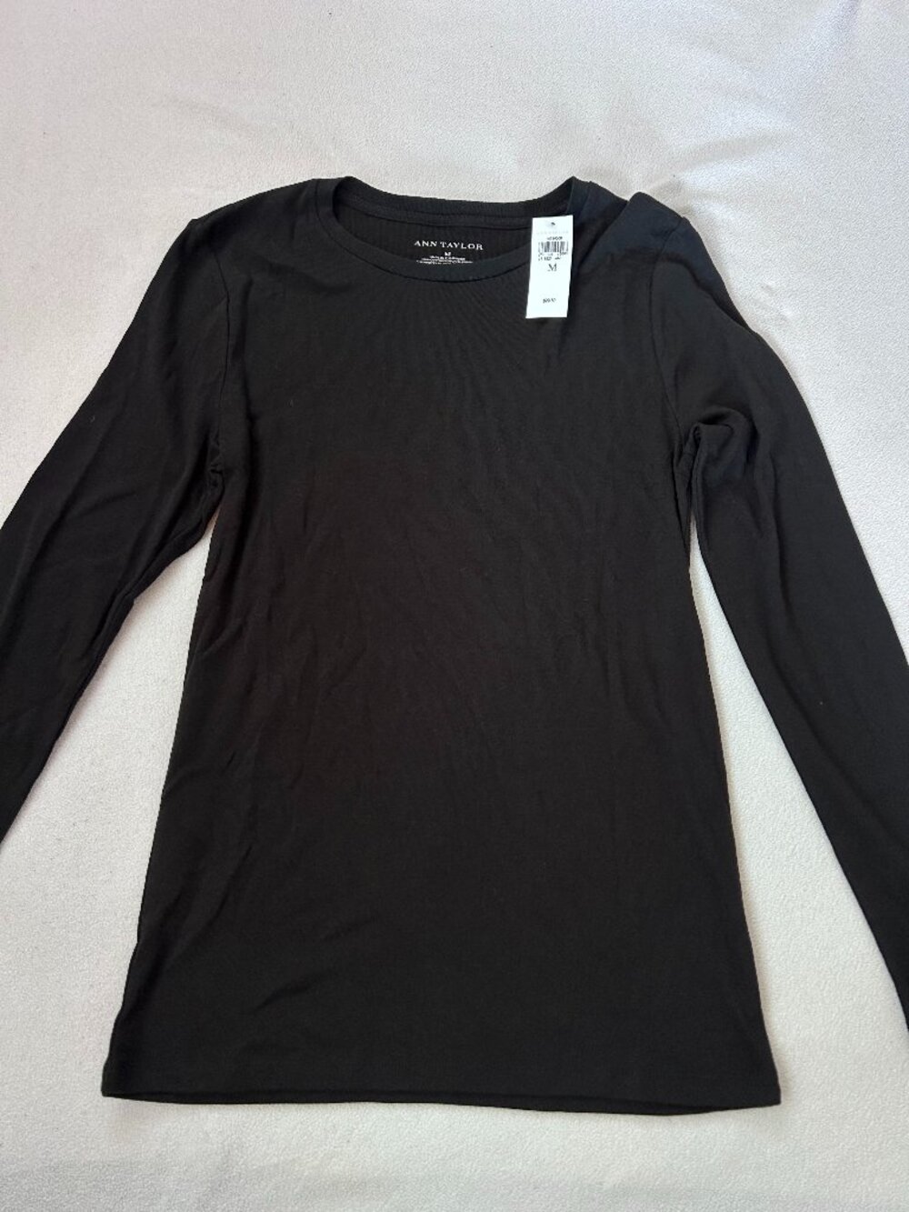 Ann Taylor Essential Long Sleeve Tee | Women's Medium | NWT